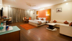 Отель Airport Hotel Ramhan Palace Mahipalpur  Нью-Дели